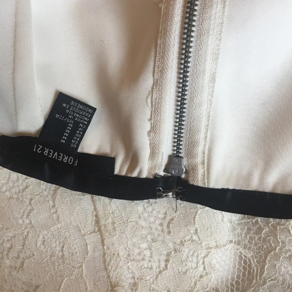 white mini skirt - Picture 8 of 8